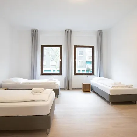 Tolstov - 4 - 30 Min Messe Dus Apartman
