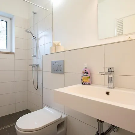 Apartman Tolstov - 4 - 30 Min Messe Dus *