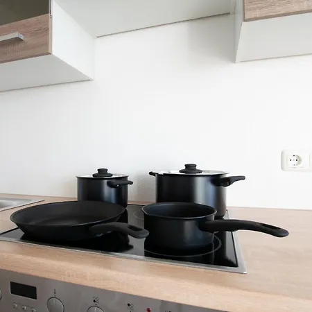 Tolstov - 4 - 30 Min Messe Dus Apartman *