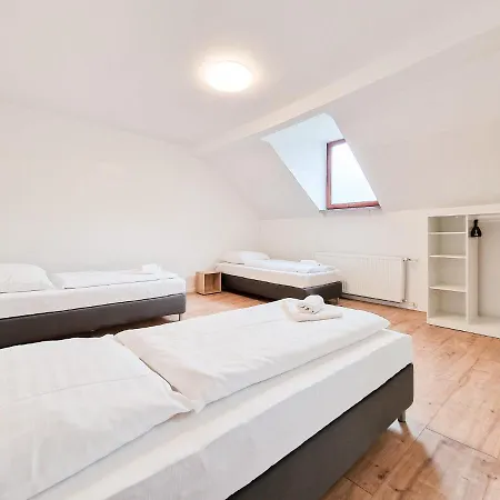 Tolstov - 4 - 30 Min Messe Dus Apartman