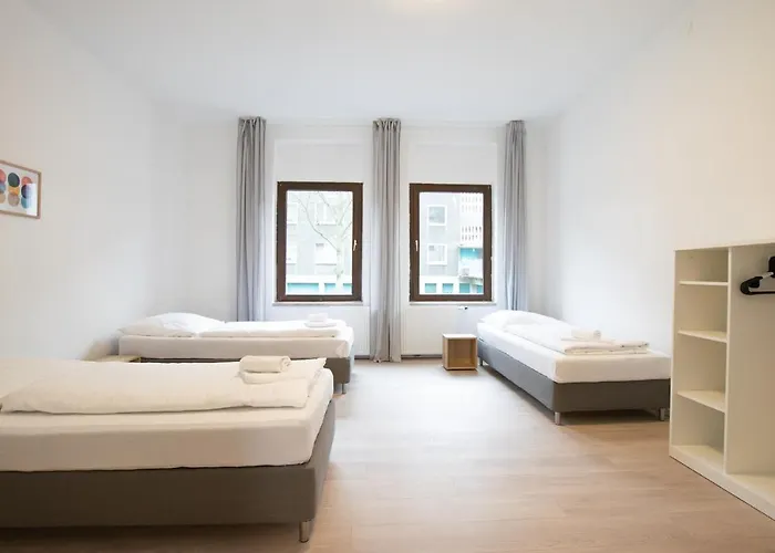 Tolstov - 4 - 30 Min Messe Dus 公寓