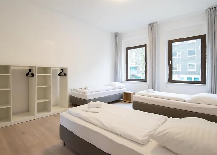 公寓 Tolstov - 4 - 30 Min Messe Dus *