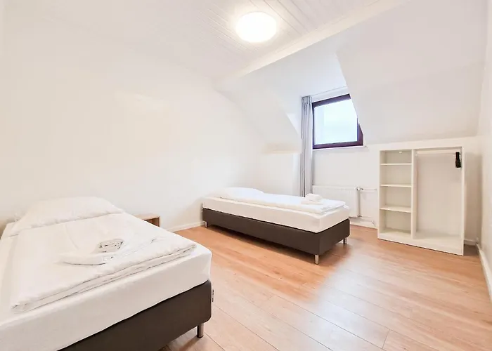 Tolstov - 4 - 30 Min Messe Dus 公寓