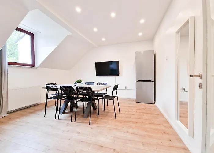 公寓 Tolstov - 4 - 30 Min Messe Dus *